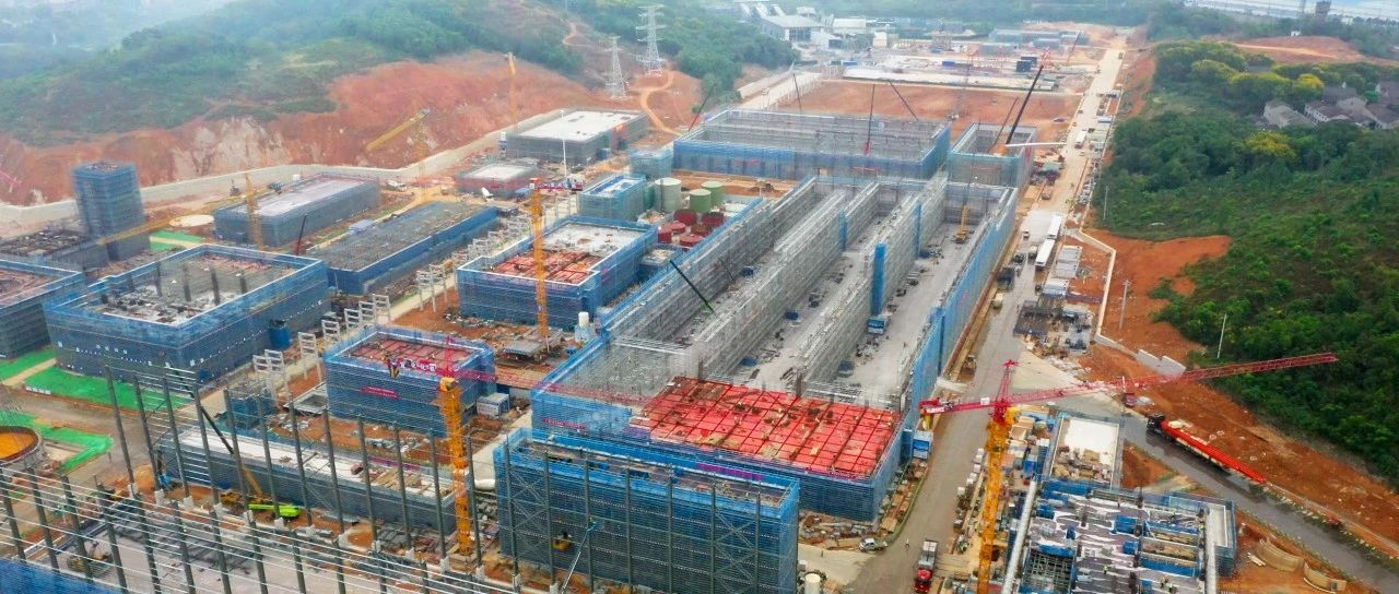 化機公司黨委書記、董事長、總經(jīng)理楊中澤到項目現(xiàn)場檢查工作